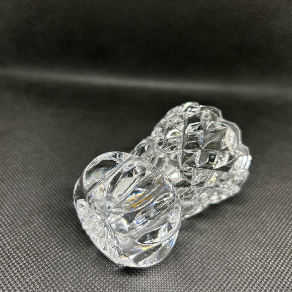 1930 VINTAGE CLEAR PRESSED GLASS TOOTHPICK HOLDER DEPRESSION WARE TABLE DECOR - Picture 3 of 3